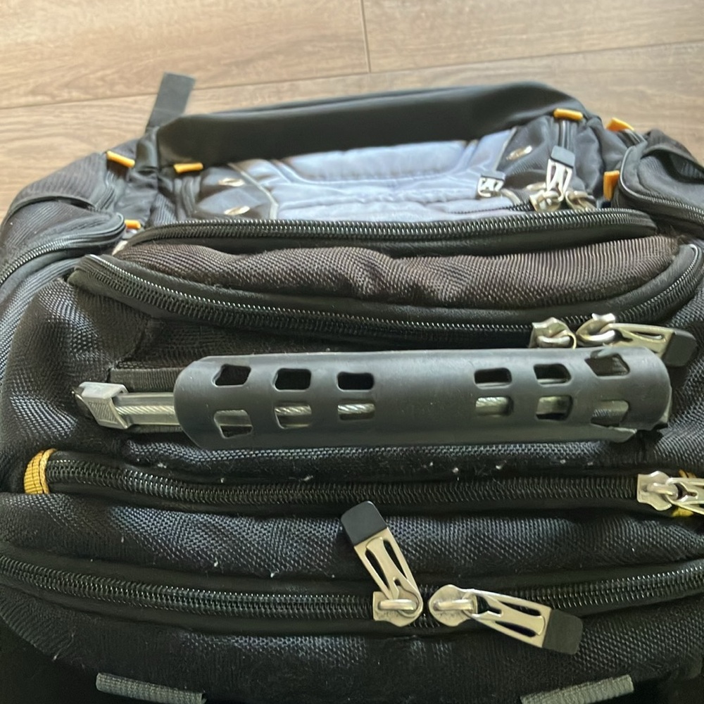 Targus Heavy Duty Laptop Backpack - Picture 6 of 9